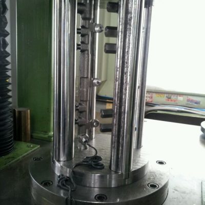 커먼레일 내부폴리싱 및 교차홀 R형성